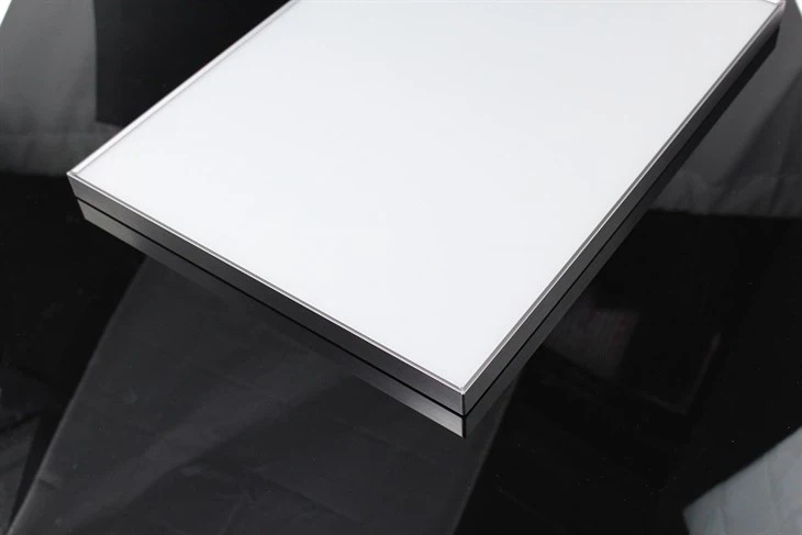 Aluminium Frame 4mm Glass-in Cabinet Door (4)